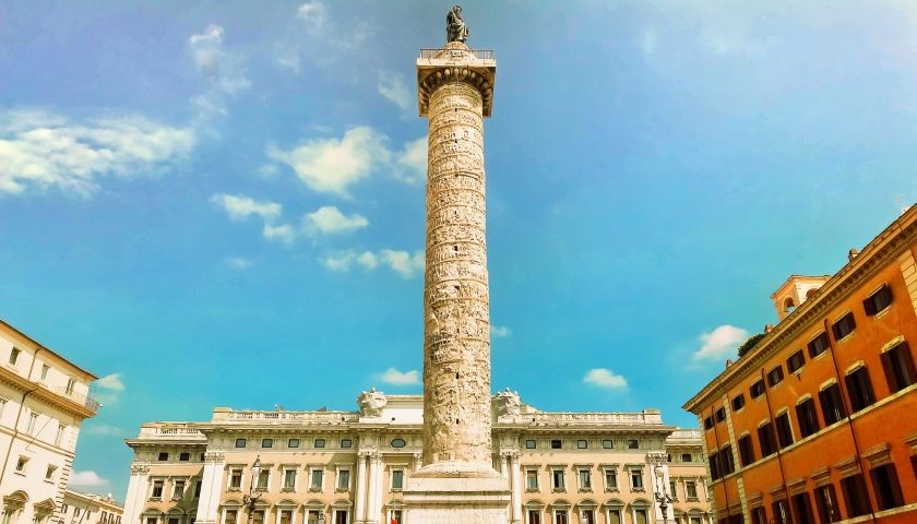 Column of Marcus Aurelius-best-things-to-see-in-rome