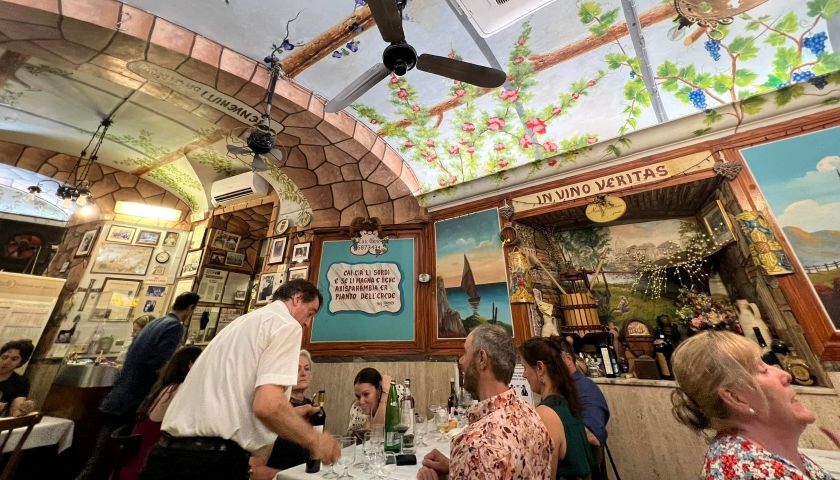 Eating in Rome at Dal Cavalier Gino Trattoria near Piazza Navona