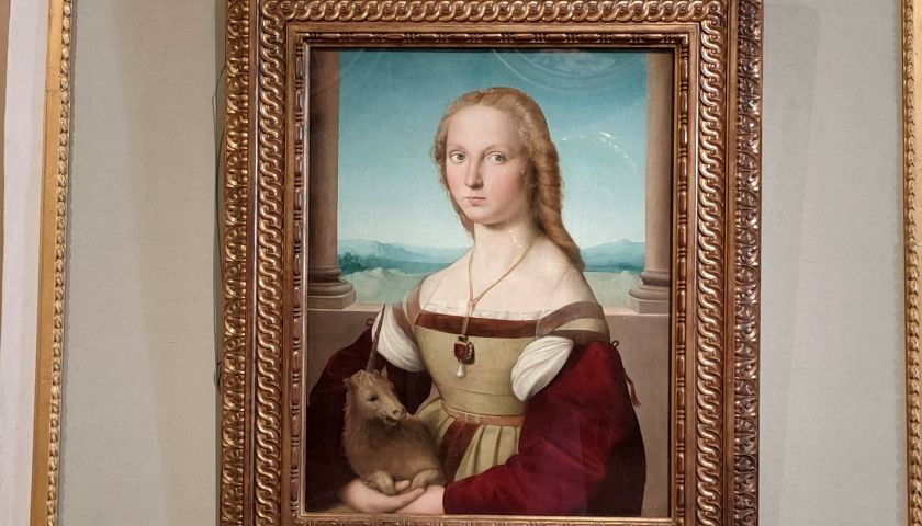 Lady_with_unicorn_by_Raphael_borghese_gallery_in_Rome nancy_aiello_tours