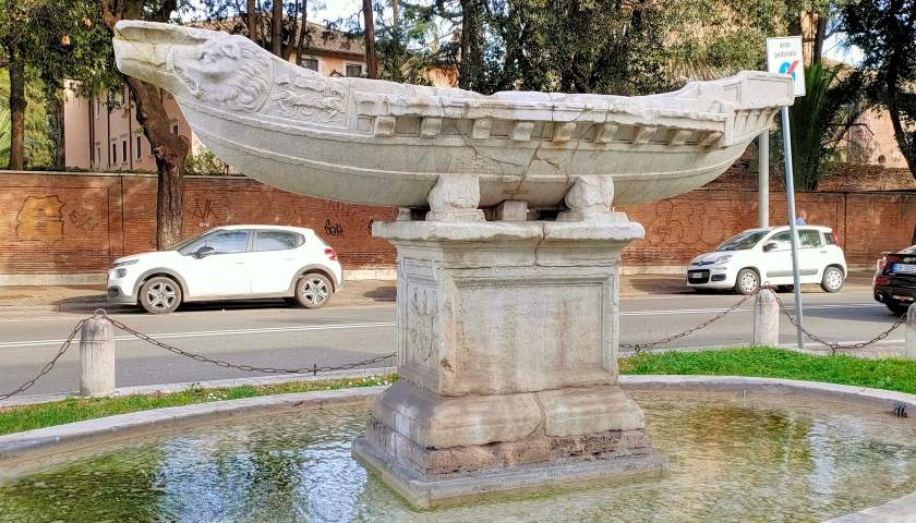 Navicella Fountain-best-things-to-see-in-rome