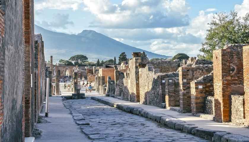 amalfi coast private guided tours in pompeii nancy_aiello_tours
