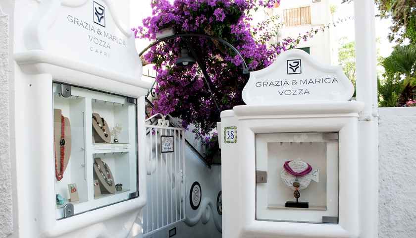 jewelry shopping__in_Capri_travel_guide nancy_aiello_tours