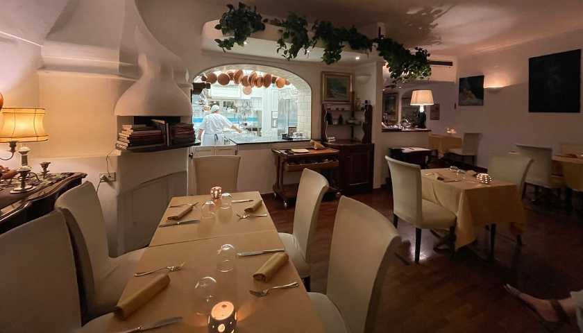 donna rosa_restaurant_in_Positano_amalfi_coast_travel_guide nancy_aiello_tours