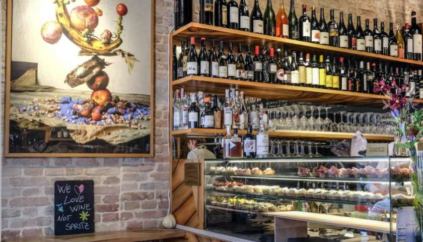 Italy wine tours in Venice
